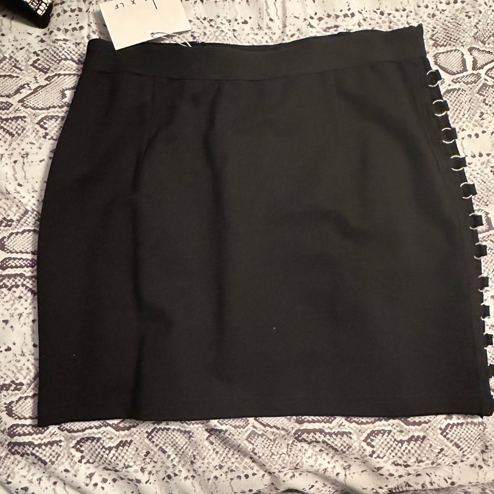 LF Black Mini Skirt Cocktail Night Out - Picture 2 of 5